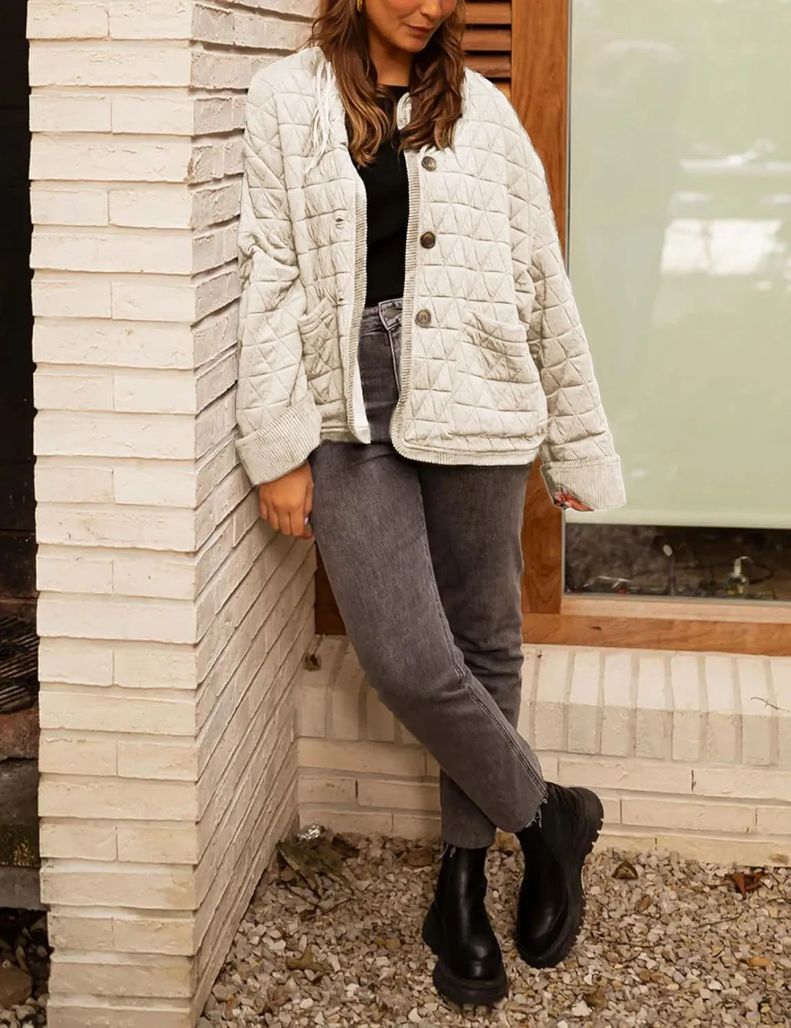 Quilted Jackets for Women Lightweight Button Down Long Sleeve Winter Padded Coat Puffer Jacket