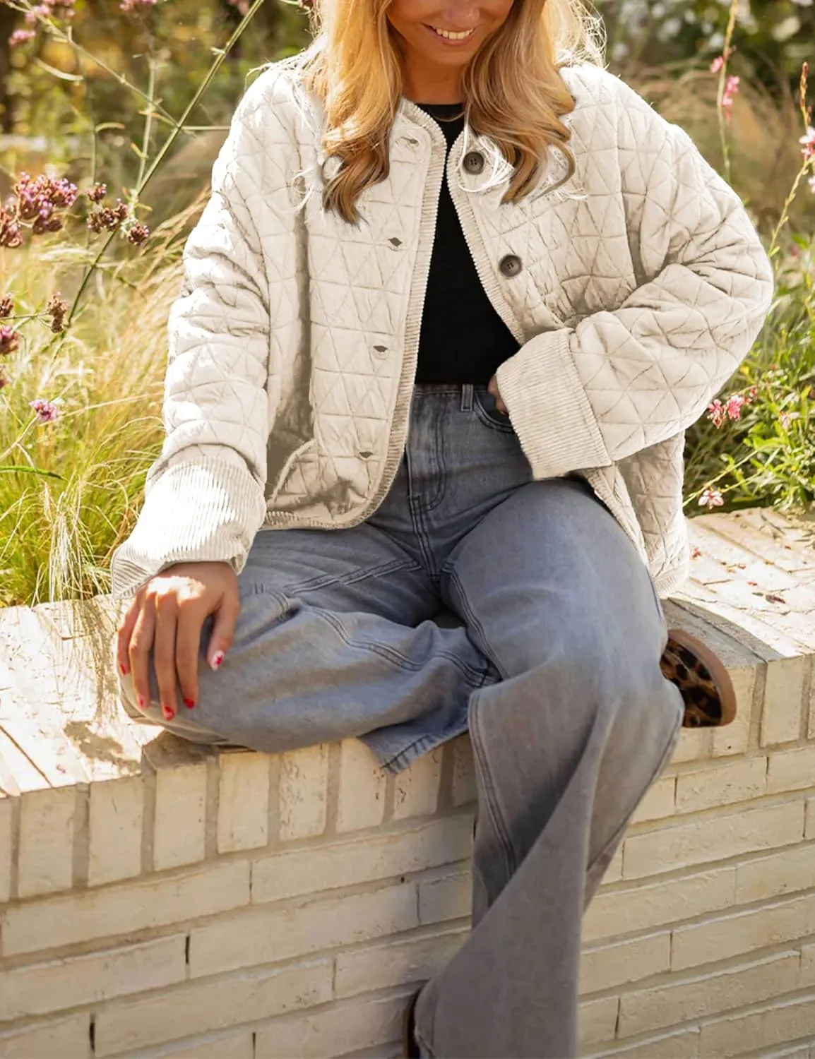 Quilted Jackets for Women Lightweight Button Down Long Sleeve Winter Padded Coat Puffer Jacket
