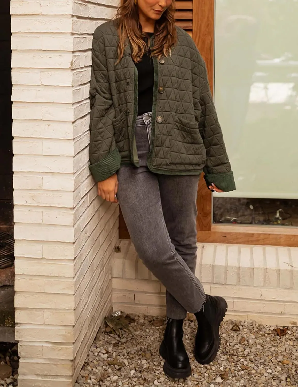 Quilted Jackets for Women Lightweight Button Down Long Sleeve Winter Padded Coat Puffer Jacket