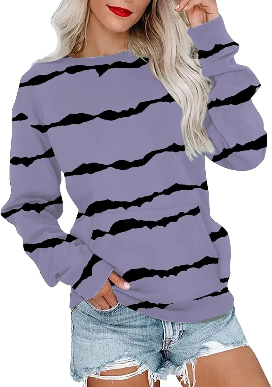 Striped Sweatshirts Women Crewneck Long Sleeve Hoodies Sweatshirt with Kangaroo Pocket Solid Color Pullover Tops
