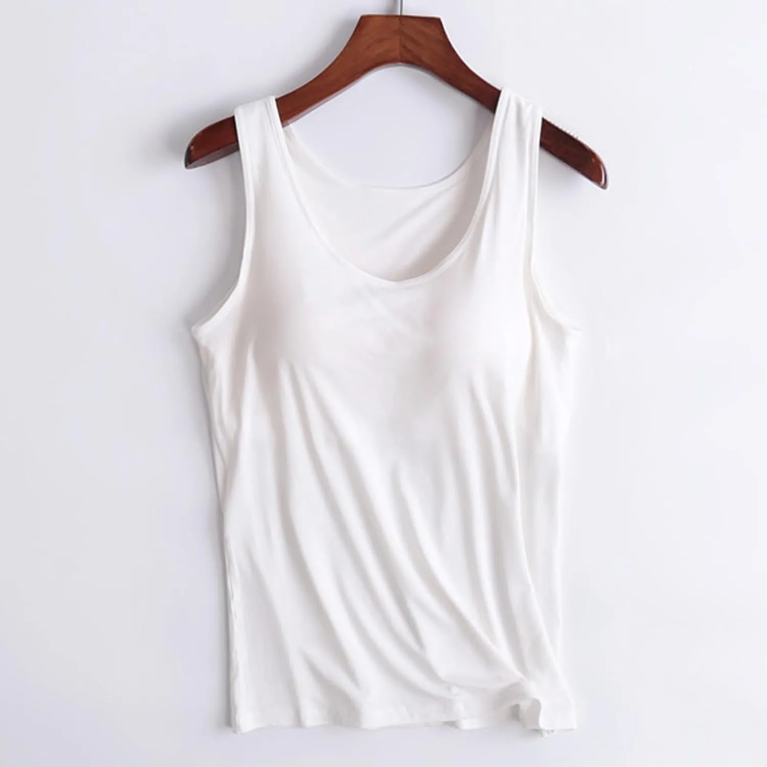 Tank Top with Built in Bra for Women Basic Sleeveless Vest Sports Yoga Workout Tee Summer T Shirts 2025